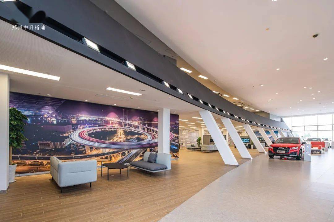 奥迪全新活力化展厅重装启幕带给您更优质的购车体验