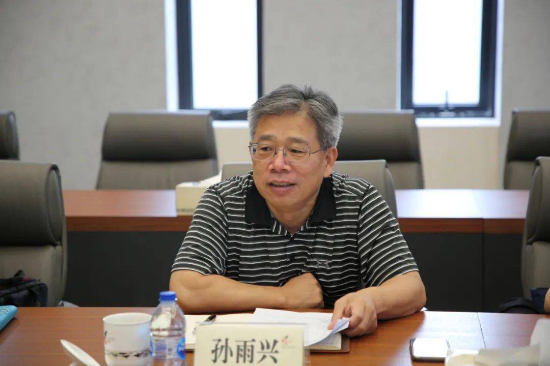 孙雨兴对枫泾镇党史学习教育开展情况给予高度评价.