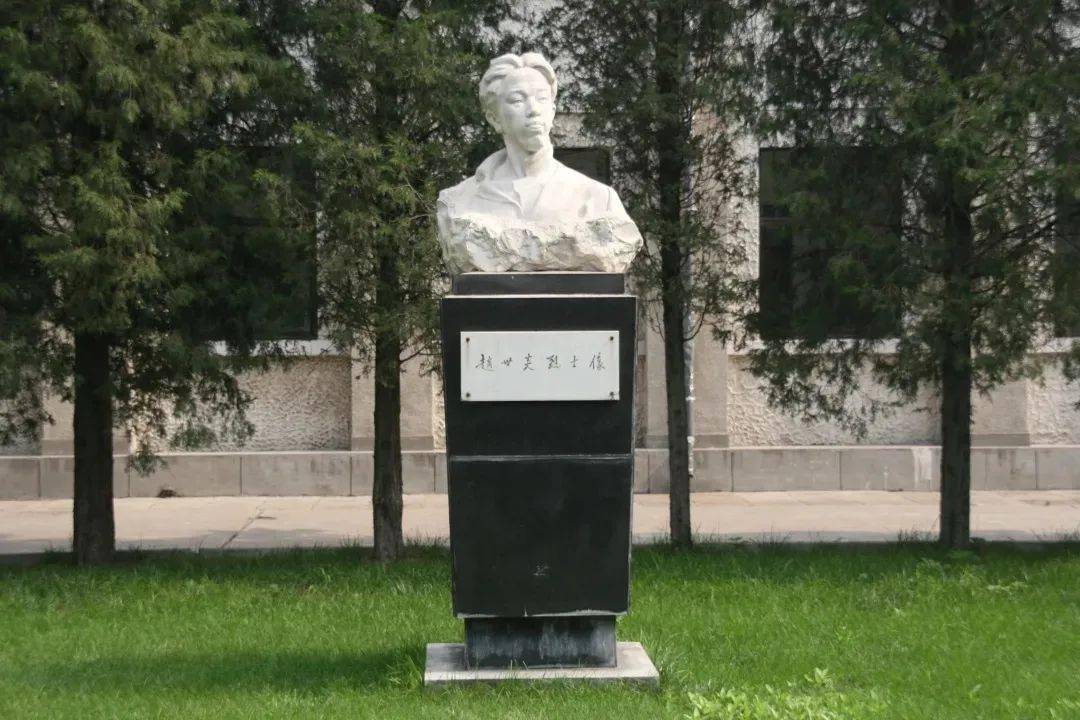 他是我党著名工人运动领袖,26岁英勇就义_赵世炎