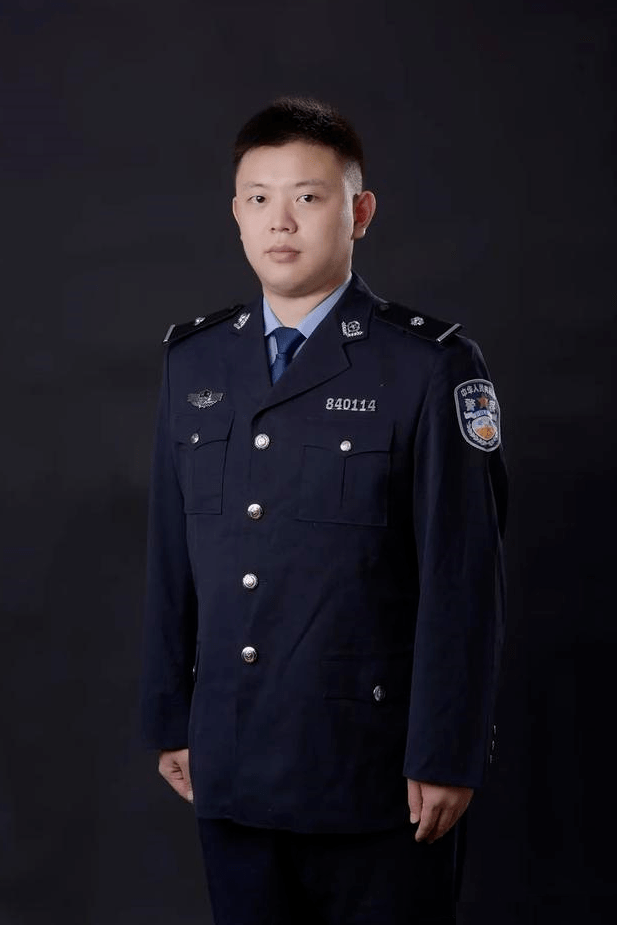 26岁民警,被评为公安部部级专家