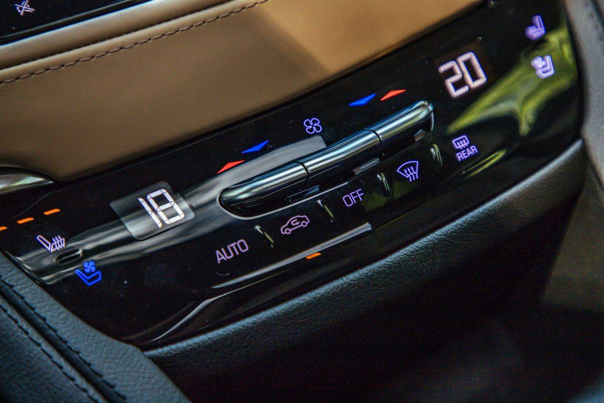 混出更多惊喜——2021款凯迪拉克xt5 awd
