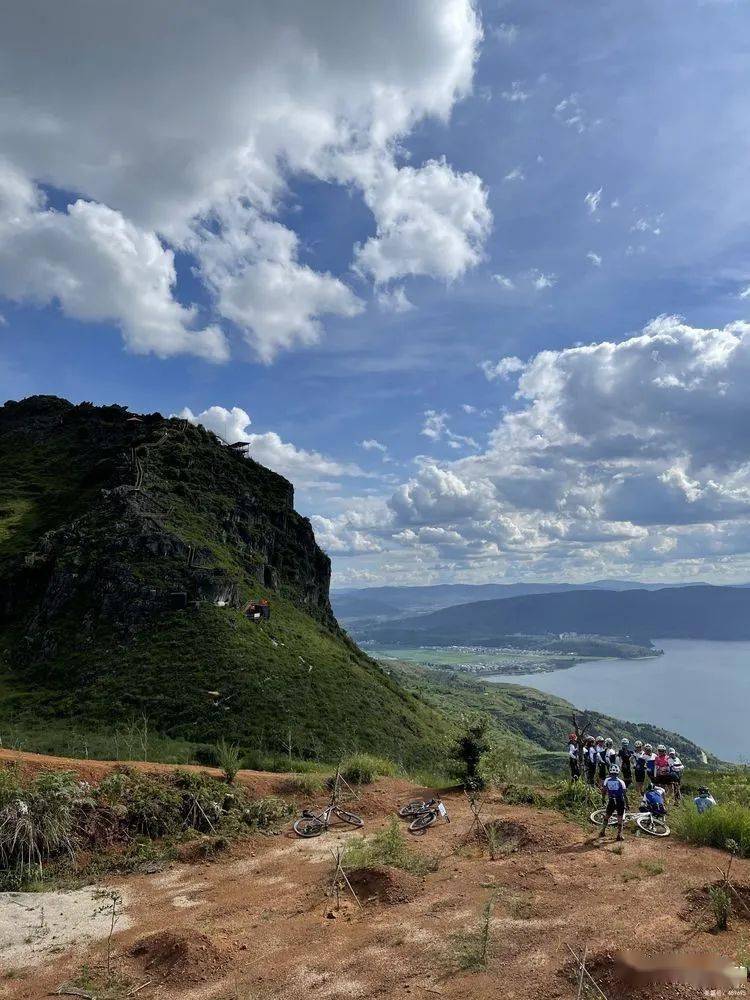 抚仙湖星云湖-大黑山帽天山,两湖两山铁三赛