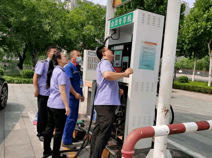 肥城市市场监管局:开展加油站计量专项监督检查_加油机