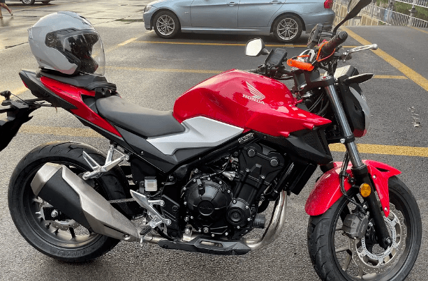 摩托车,最早看ninja400,后看gxs250,再后来五羊本田4月20日发布了cb