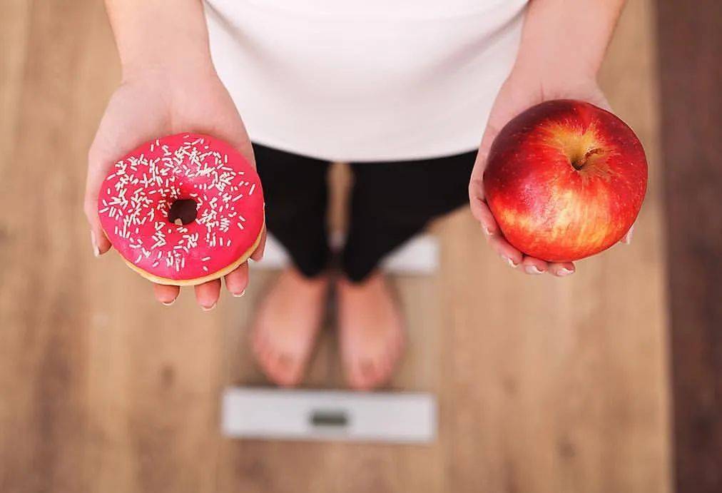 体重|晚餐决定体重和寿命？这两种吃法很害人，很多人却喜欢