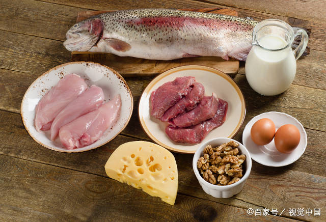 增肌长肉吃什么 bc8d770563be4bb3a270108c8b83471a.jpeg