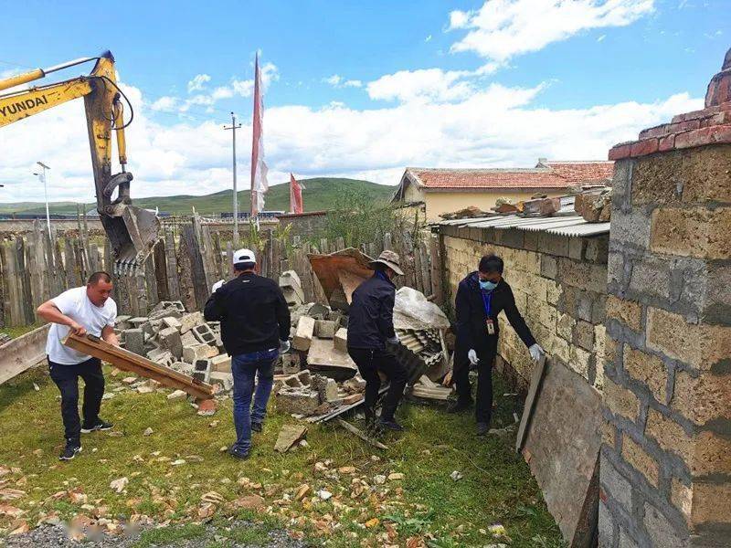 若尔盖:达扎寺镇助力省级文明城市创建 让文明之花在草原绽放