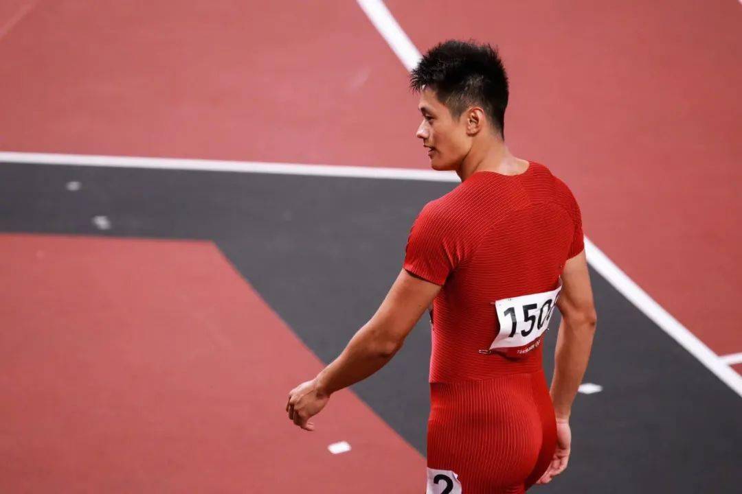 绍兴籍飞人谢震业200米遗憾无缘奥运决赛却创造了中国田径的新纪录