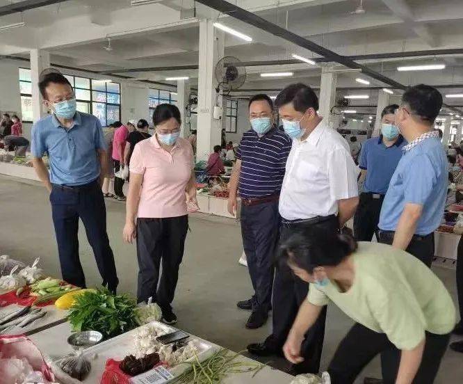 【全域全国文明城市创建进行时】伍春宏到黄山区督导全域全国文明城市
