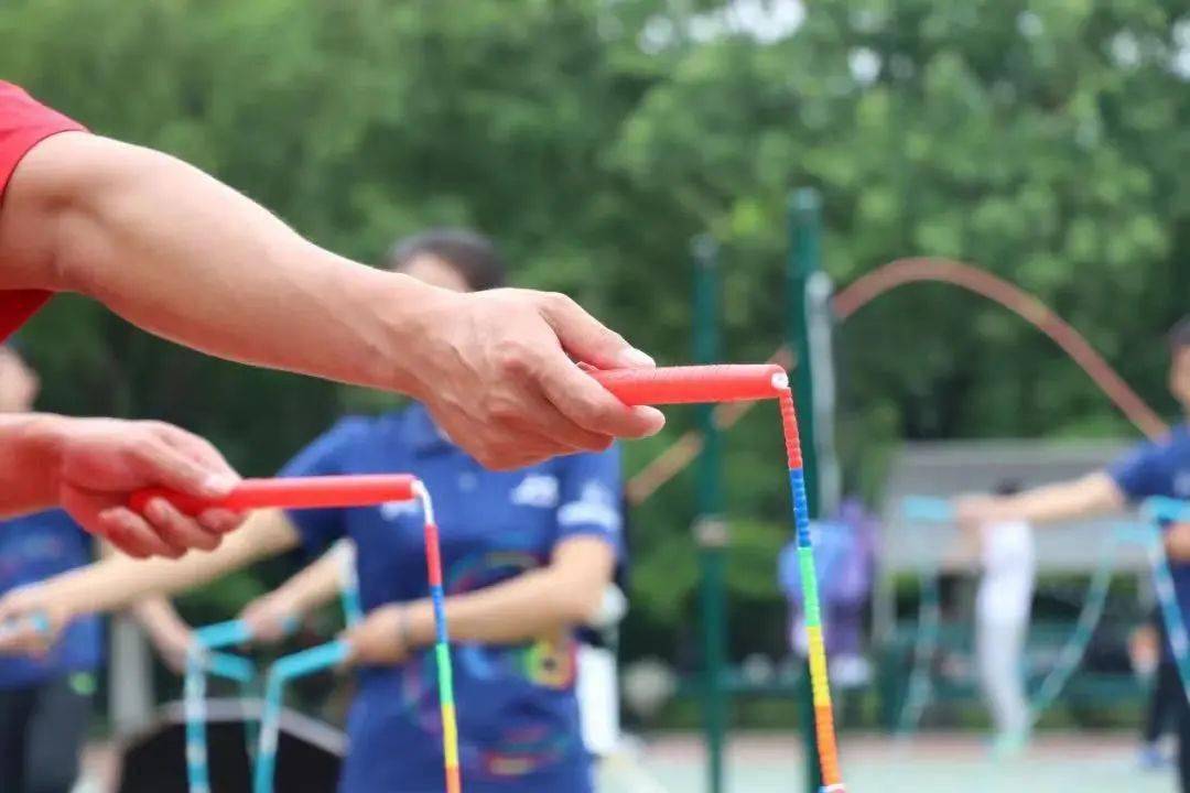 小学二年级体育教案模板范文_教案模板体育教案免费_小学体育理论课优质教案模板