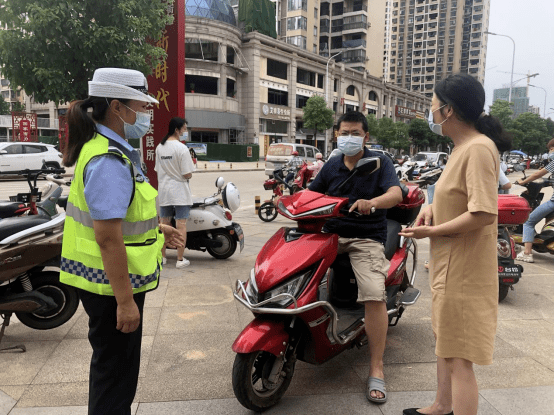 昨日,鄂州2691辆电动车成功领牌