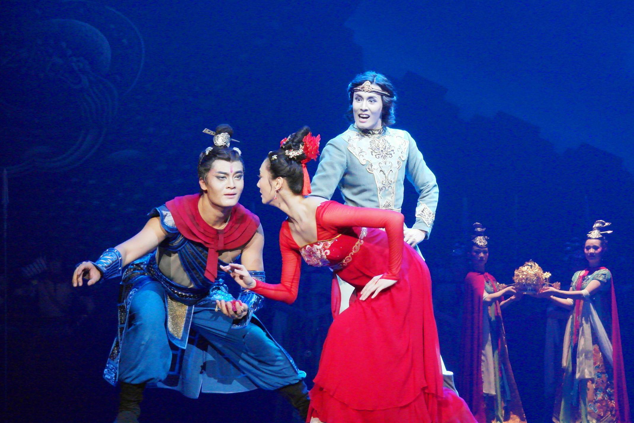 舞剧《传丝公主》代表陕西参演第六届全国少数民族文艺会演