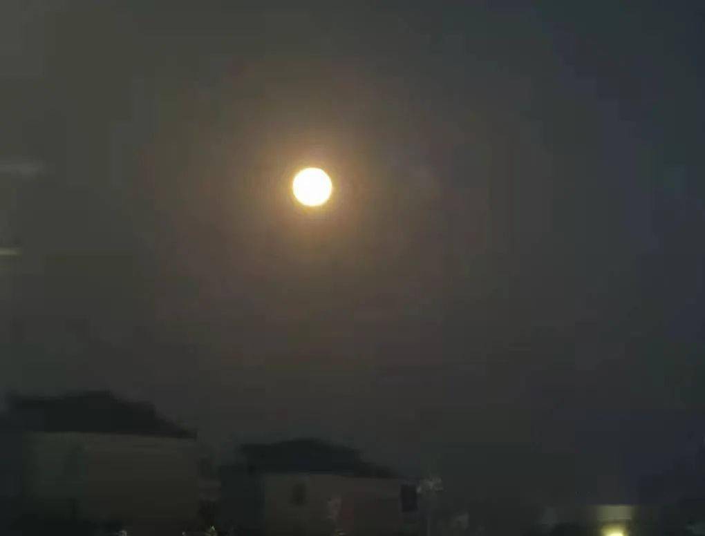 2021年八月十六的月亮,2021年1月29日月亮图片 八月十五!中秋节的月亮.2021版.