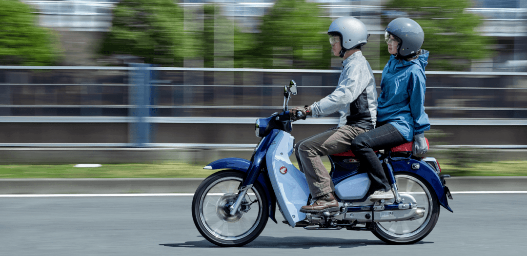 致敬经典 本田发布新款超级幼兽super cub c125_搜狐汽车_搜狐网