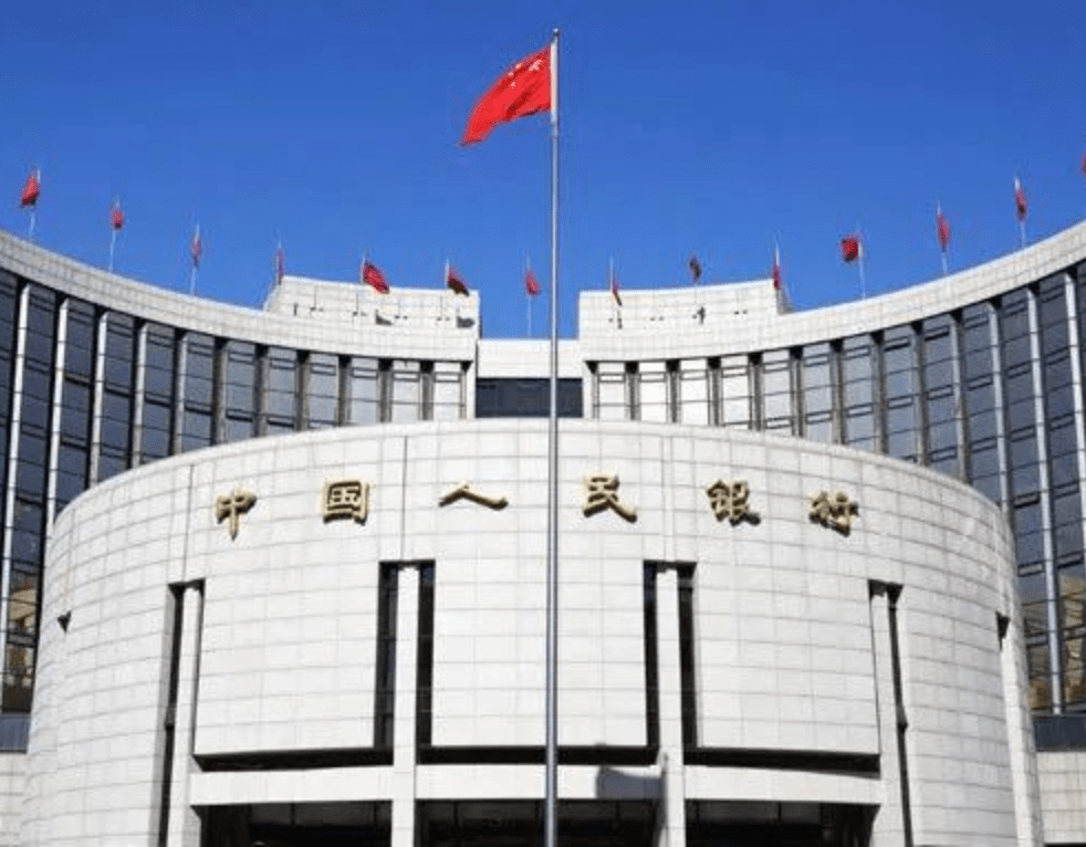 10月8日,中国人民银行发布《公开市场业务交易公告》称,为维护银行