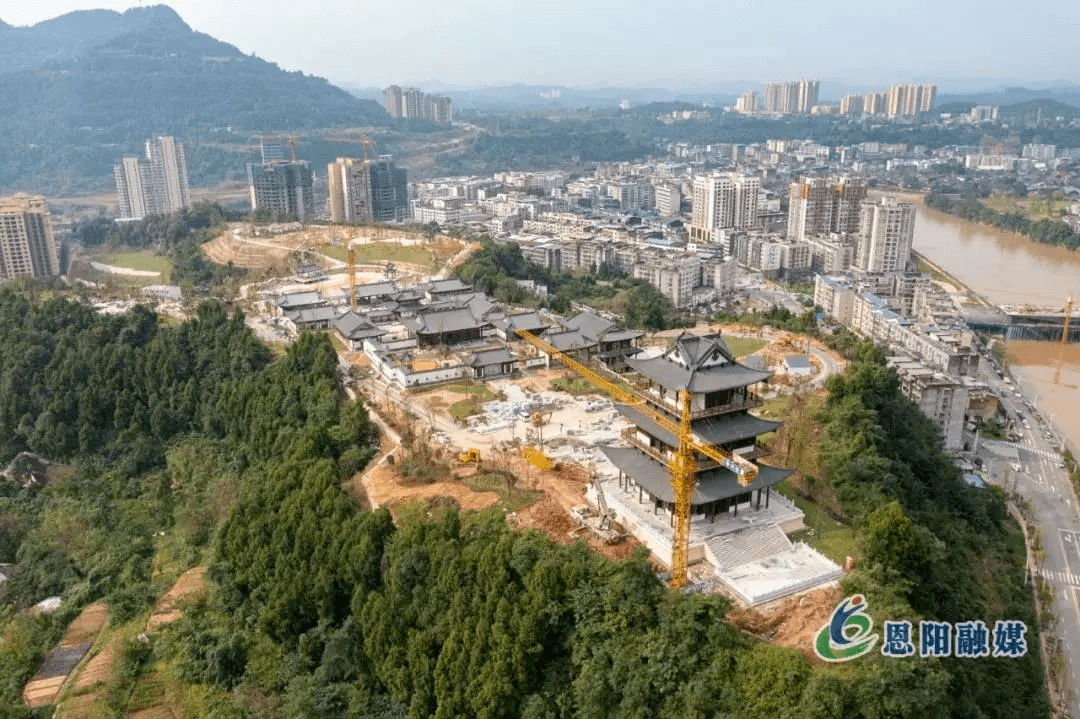 恩阳登科山公园