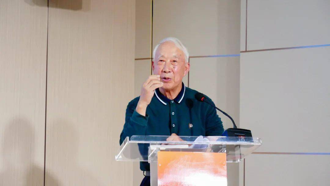 施德华介绍,在寻找牺牲战友家属的过程中,自己还通过
