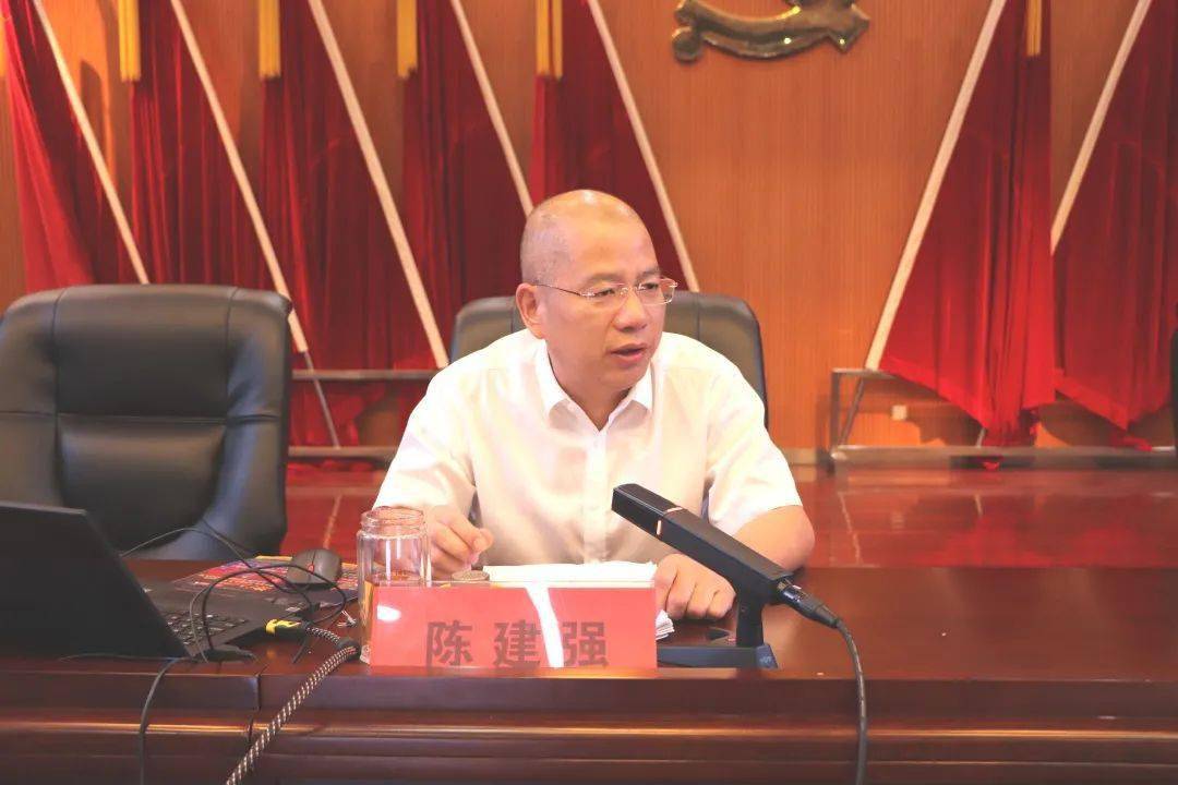 (来源:中共东阳市委党校 会上,市司法局党委书记,局长陈建强作依法