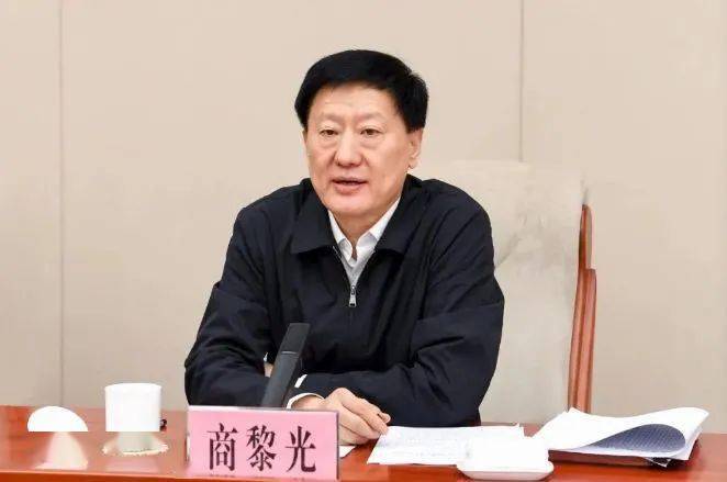商黎光,男,汉族,1963年11月生,巨鹿人,1984年6月入党,1981年9月参加