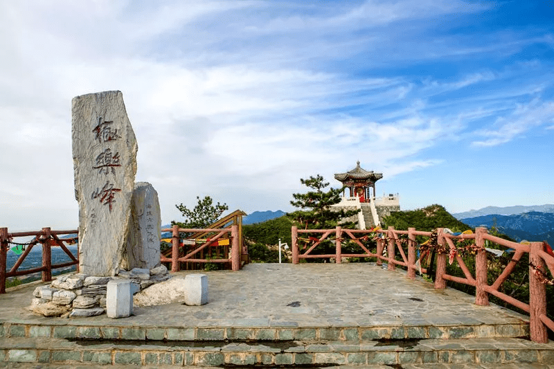 来北京千灵山公园,与温柔的秋天相遇吧