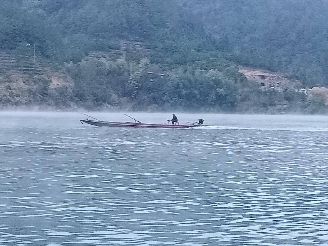 乘风破浪而去满载而归,静静地享受大自然深邃的奥秘