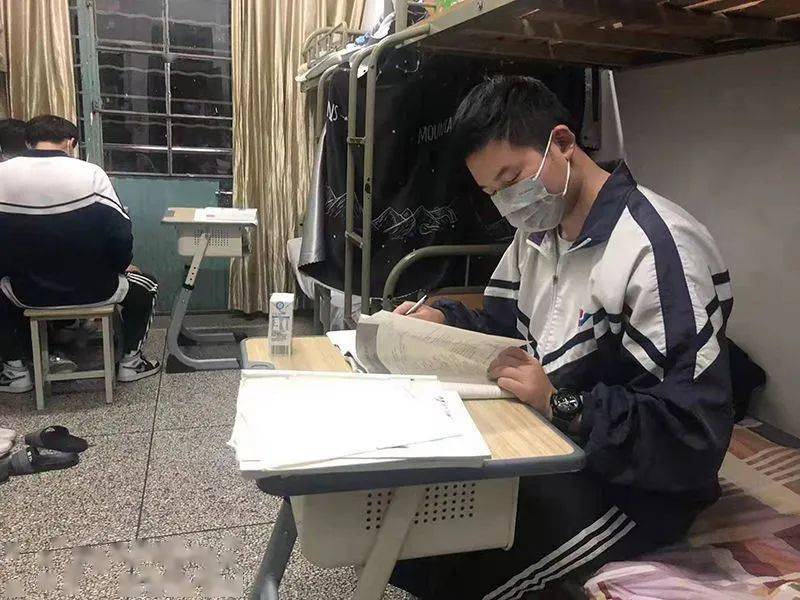 35名上虞籍学生组成了一个温暖的特别班级