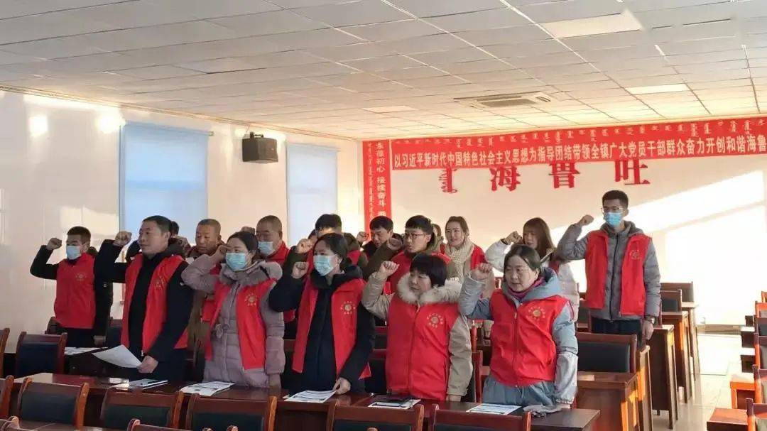 通辽市举行禁毒志愿者先锋队授旗仪式暨禁毒主题党日活动