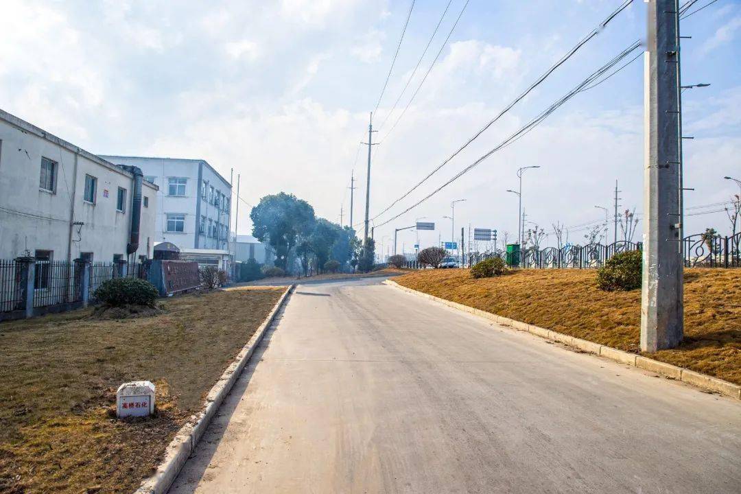 齐茂路(齐佳路—金钱公路),迎横路(金闸公路—北横河),聚萃路(贤浦路