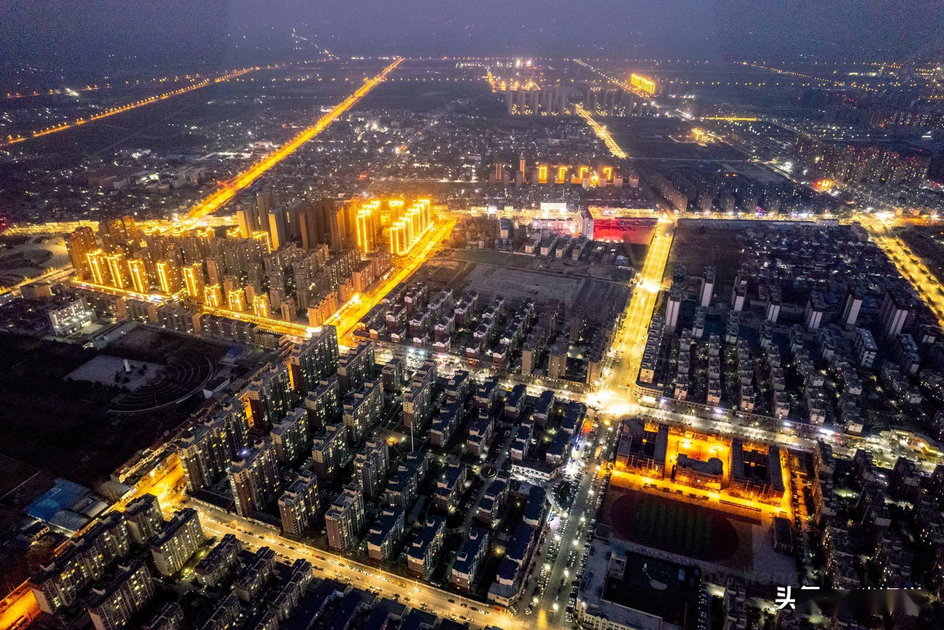 航拍空城夜景河南安阳滑县人足不出户车不上路