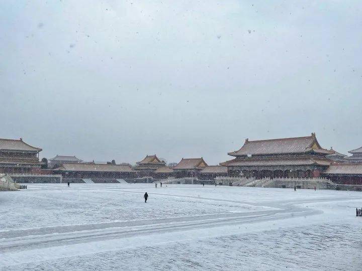 2022年的第一场雪美得过分了今明北京依然有雪