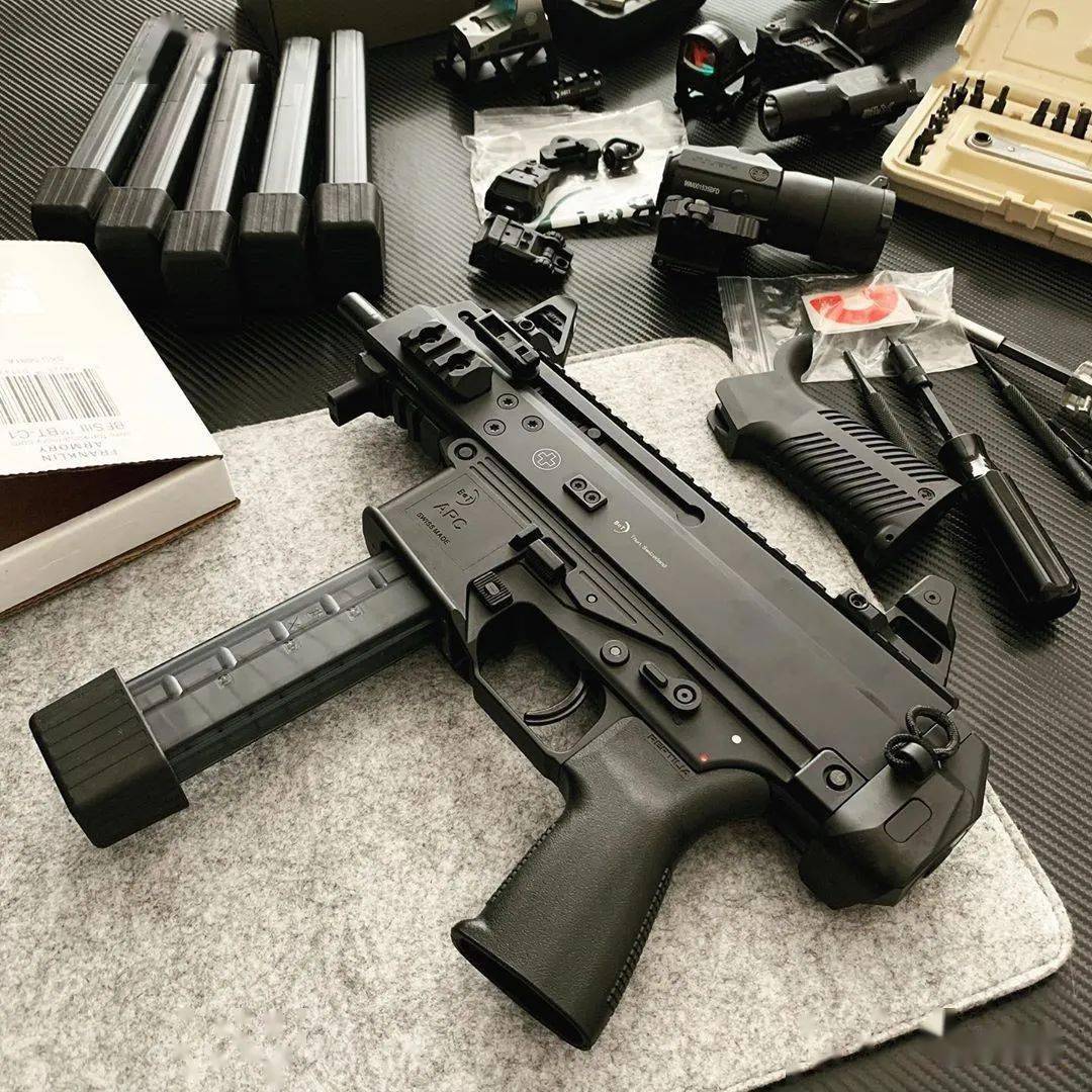 【小有可为】瑞士b&t公司apc9系列冲锋枪/手枪美图欣赏_火器_视频