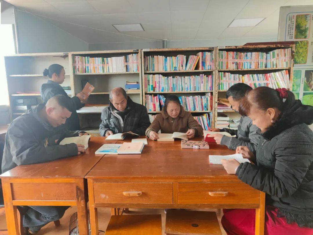 党建农家书屋打造阅读学习新阵地