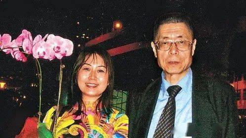 他是著名艺术家, 81岁还生下一子, 妻子比大儿子小12!