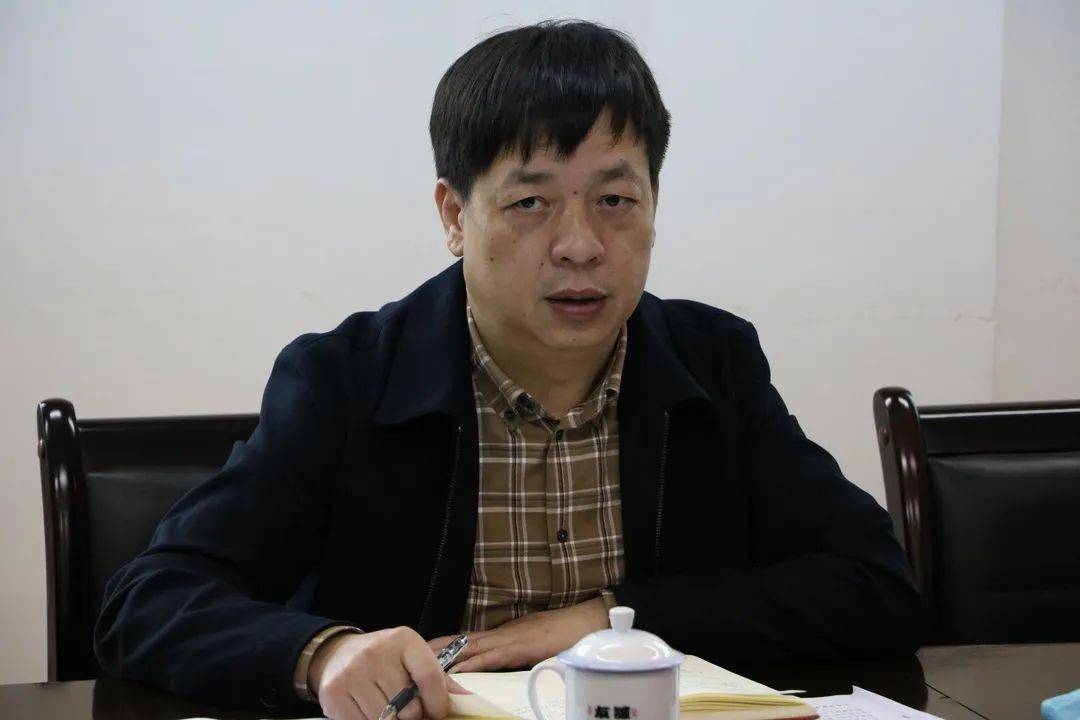 聚焦 上杭县总工会传达学习贯彻省,市总工会全委会议精神_工作_胡盛