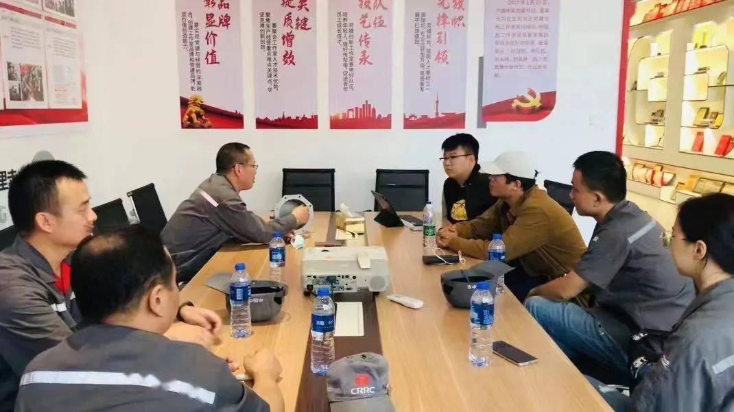 【榜样力量】王浩林:如磐之初心 方寸见天地_影像_疫情_援助