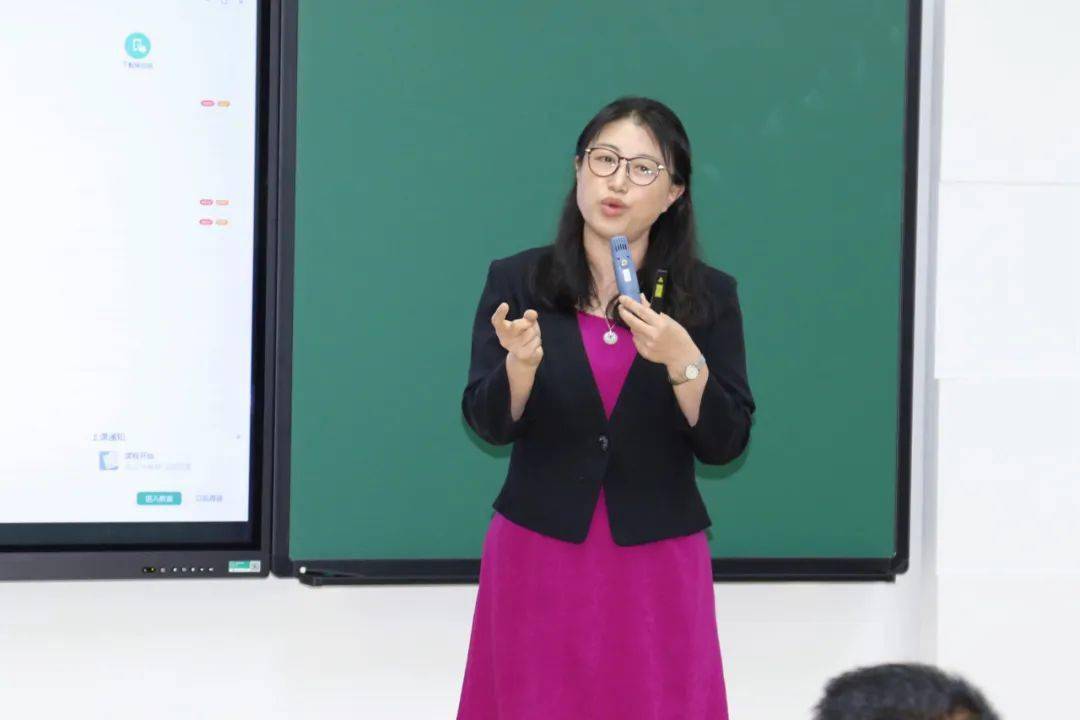 北京师范大学教育技术学院教授 冯晓英北京师范大学教育技术学院教授