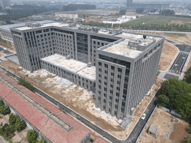 中建八局周口师范学院工程实训中心项目顺利通过竣工验收