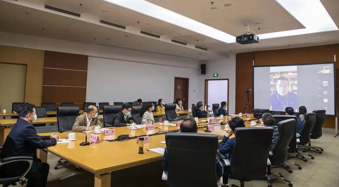 洪放长篇新作追风以科技创新主题为当代改革文学增添新的形象