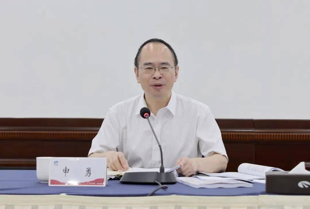 省国资委党委副书记,副主任,省委国企党建办副主任申勇申勇强调,要把