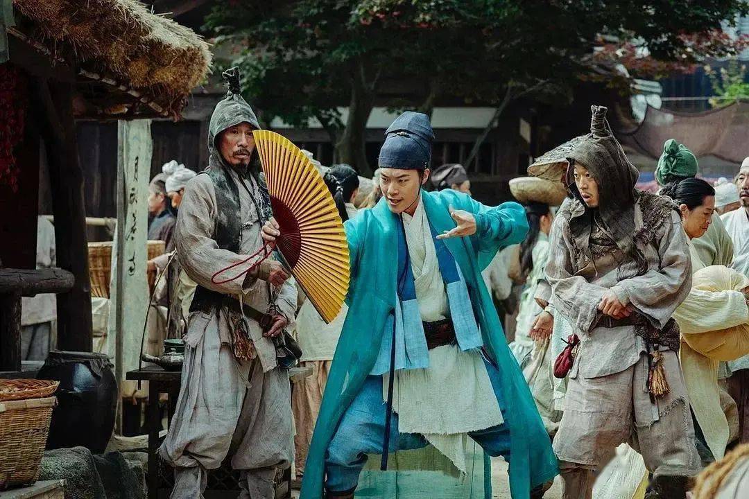 2022[韩国/科幻/古装][外星+人/祖宗膠戰外星人]百度云高清下载图片 第2张