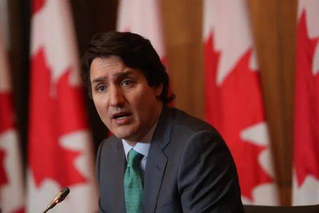 加拿大副总理被骂“叛徒”视频在网上流传，特鲁多：不可接受