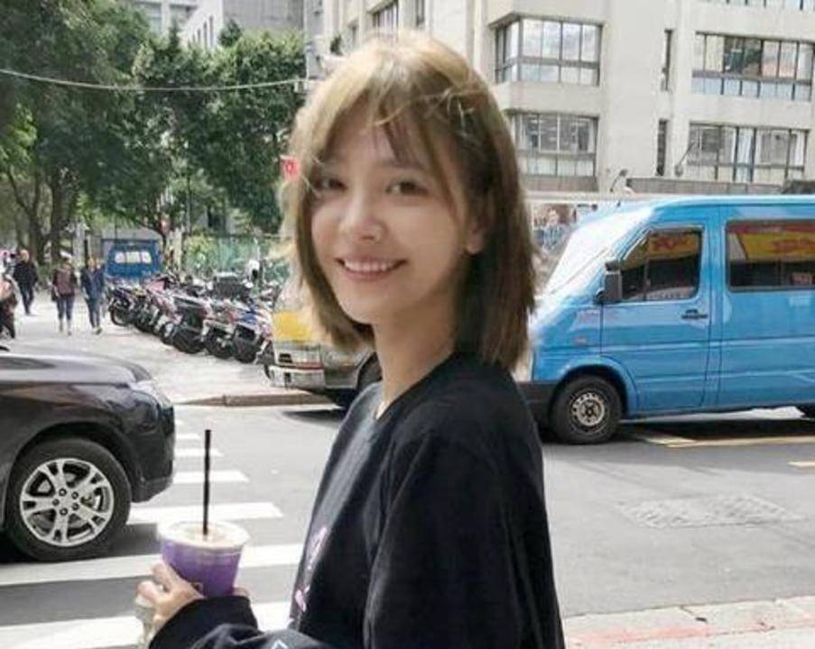 原创
笑到喷饭的15个段子,搞笑至极,让你笑到停不下来