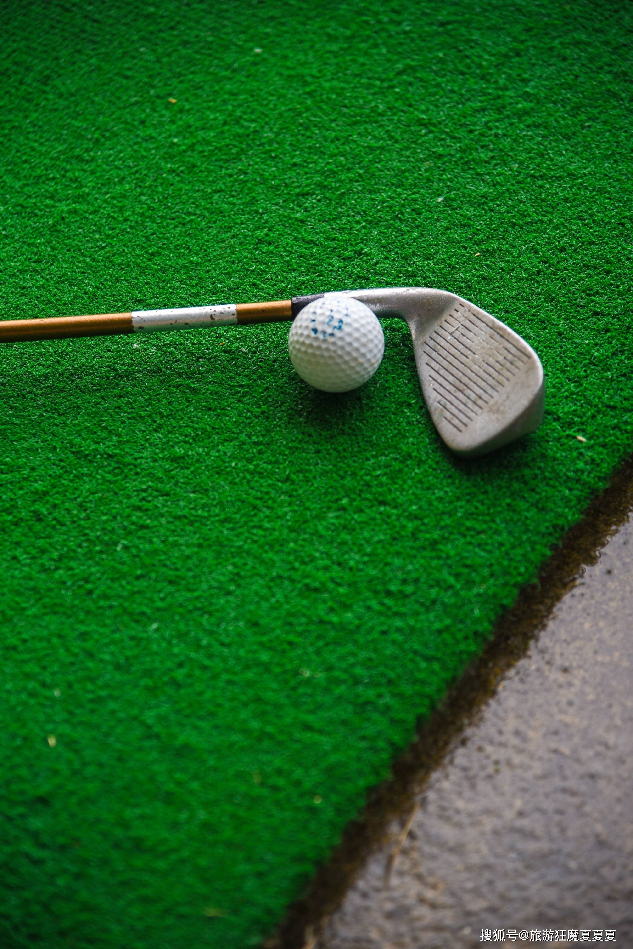原创
            浙江唯一的36洞高尔夫球场，由国际球场大师设计，就在钱塘江畔