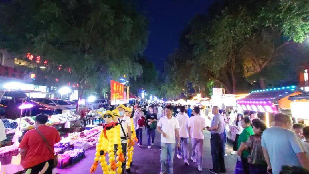 人气聚起来 消费热起来 群众乐起来_乌兰浩特市_夜市_早市