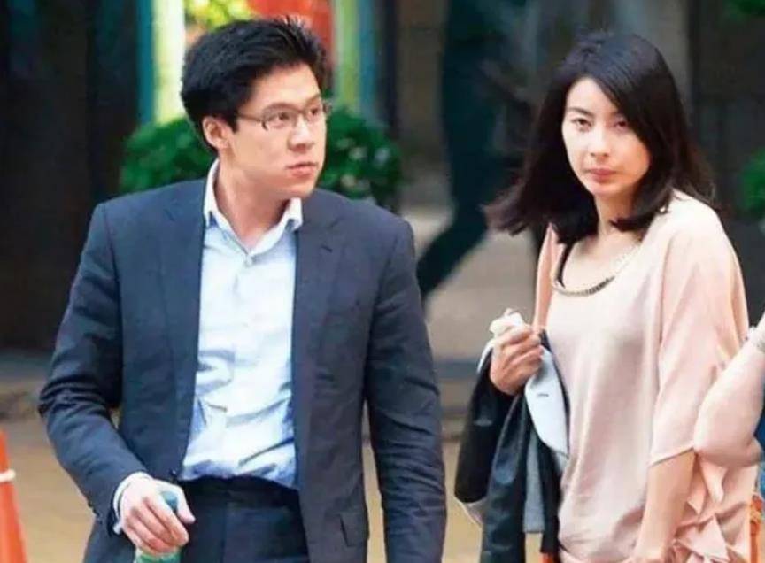 ������׷��·����Ů��������ţ���������ĸҪ�ٻ飬���� ...