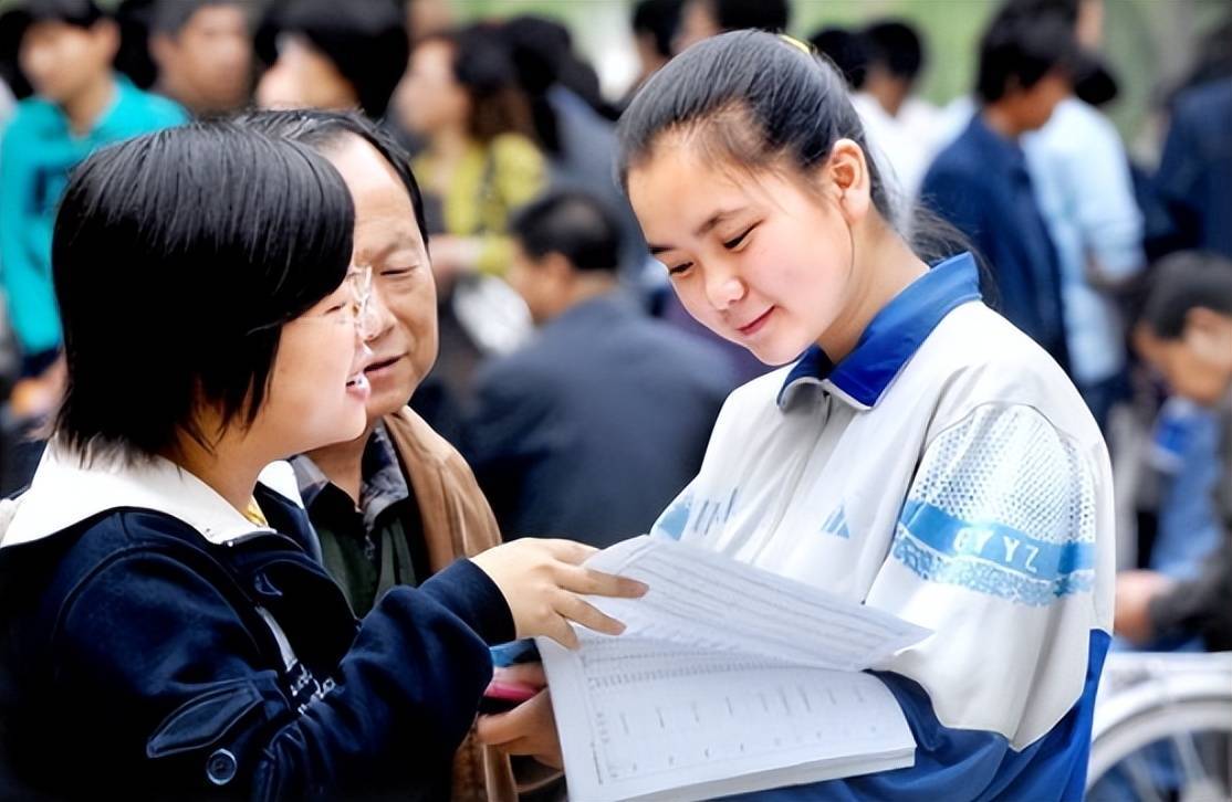 重庆一家长不甘心学生上普高，花15万另谋他路，结果显而易见