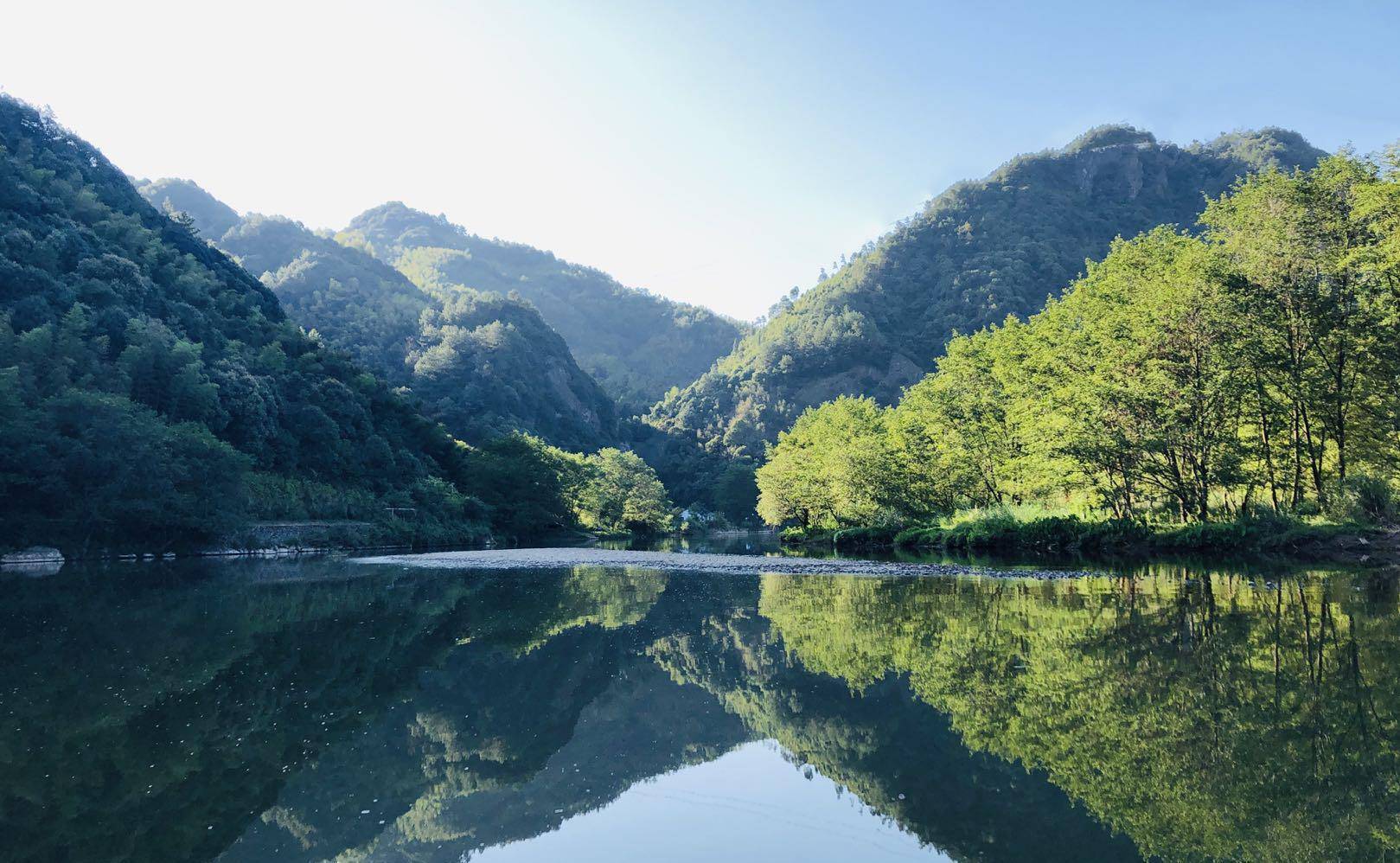 浙江最适合“穷游”的城市，主要景点都免门票，景美人少消费不高