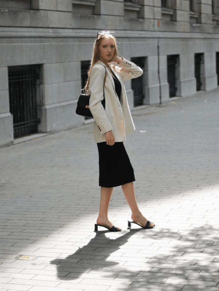 ���ļ򵥣�����߼���