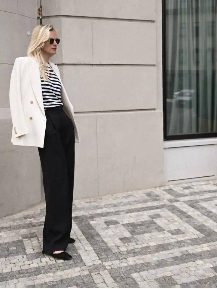 ���ļ򵥣�����߼���