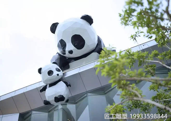 不锈钢熊猫雕塑 几何切面抽象动物雕塑